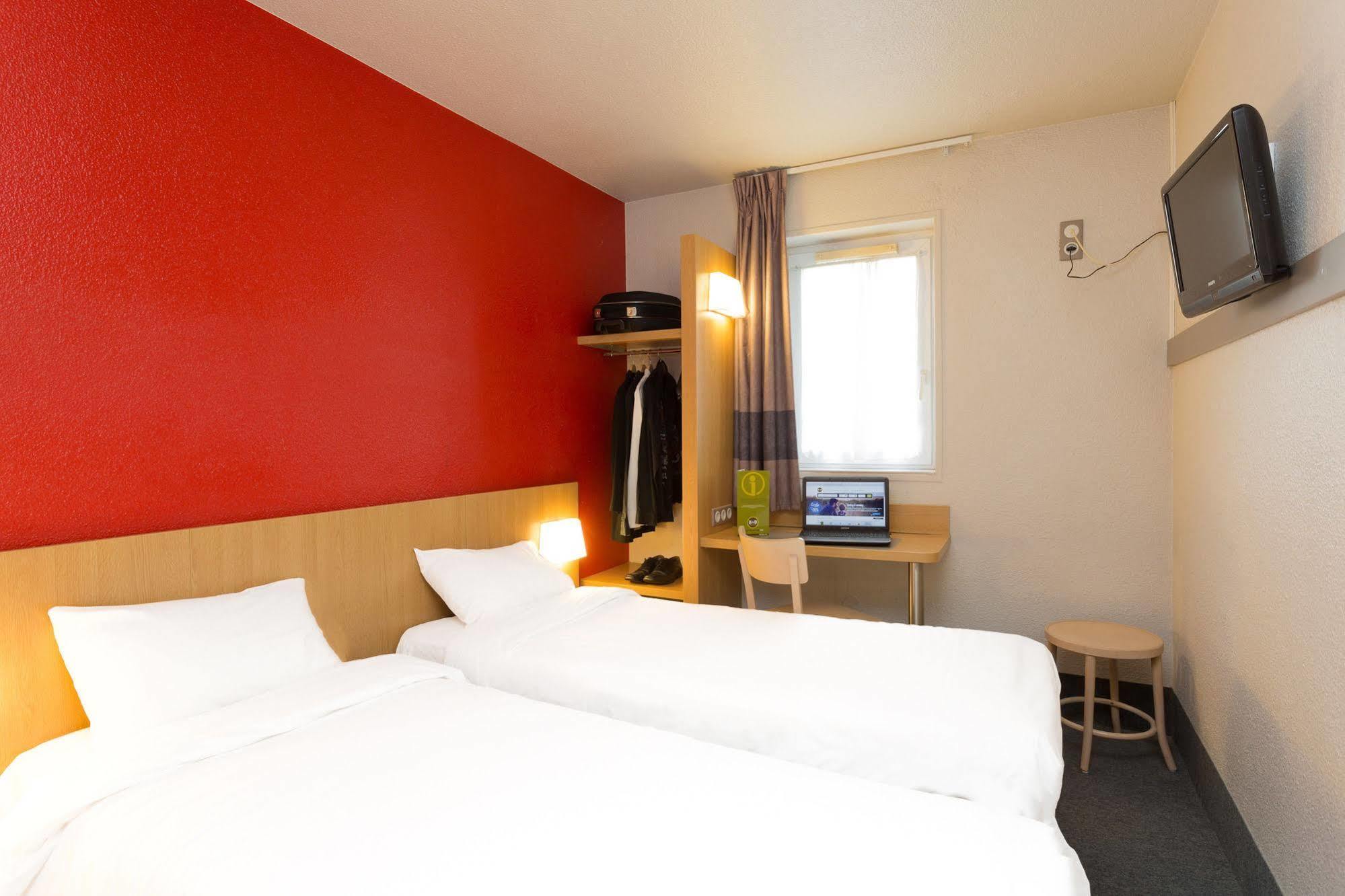 B&B Hotel Strasbourg Nord Artisans Vendenheim Exteriör bild