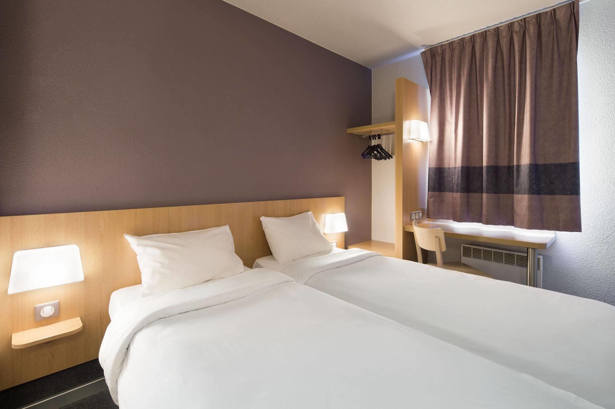 B&B Hotel Strasbourg Nord Artisans Vendenheim Exteriör bild